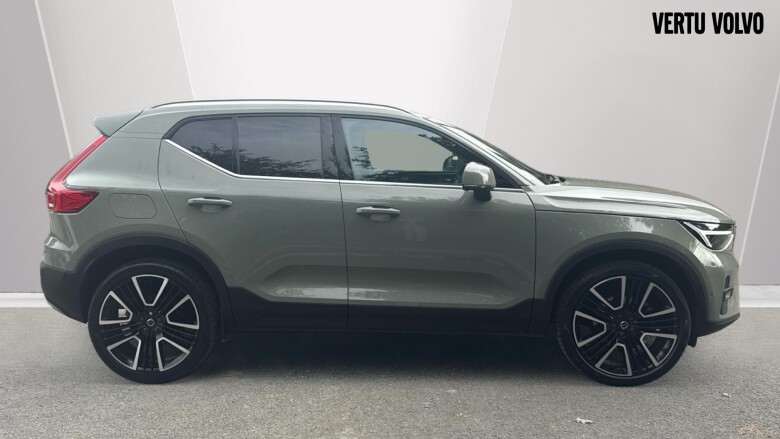 Volvo XC40 2.0 B3P Ultra Dark 5dr Auto Petrol Estate